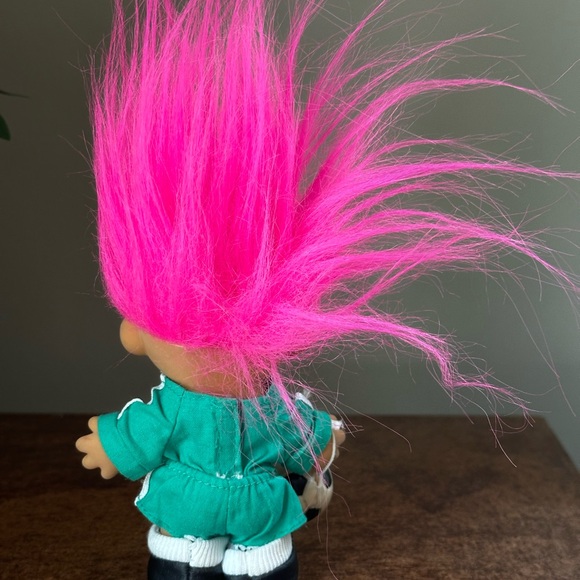 Vintage Super Kicker Troll Doll - Picture 2 of 3